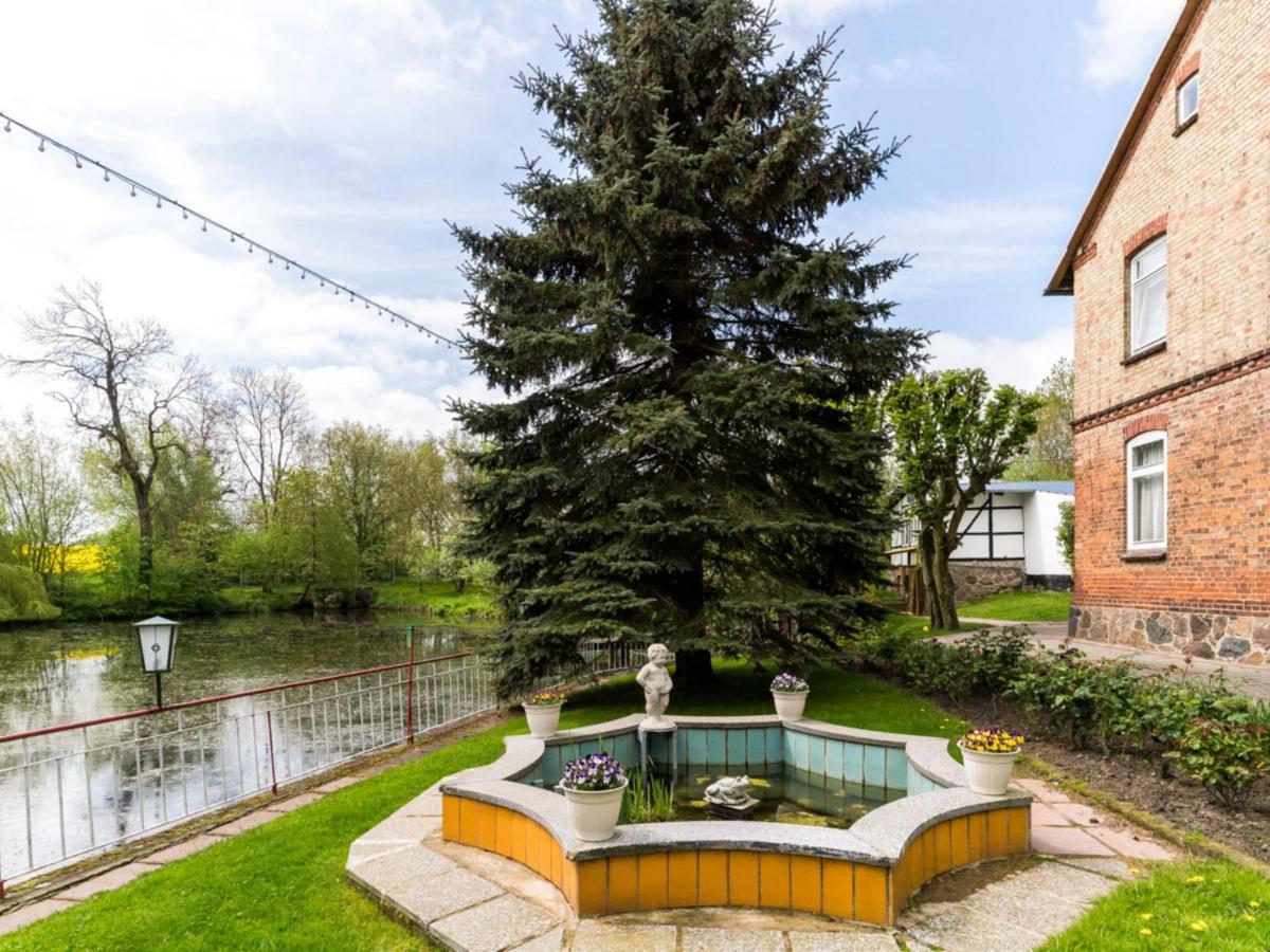 Gartenbungalow 2 Rechte Seite Klein Pravtshagen Ruang foto