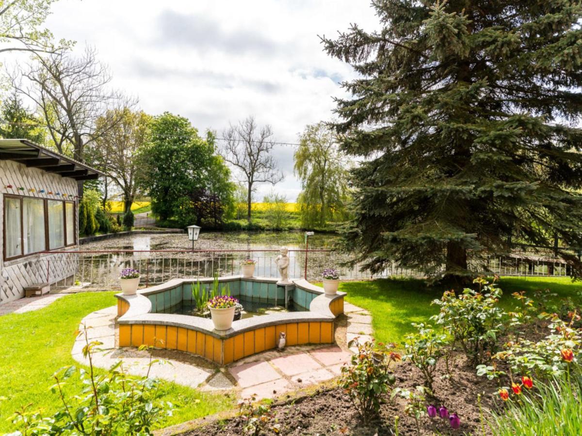 Gartenbungalow 2 Rechte Seite Klein Pravtshagen Ruang foto